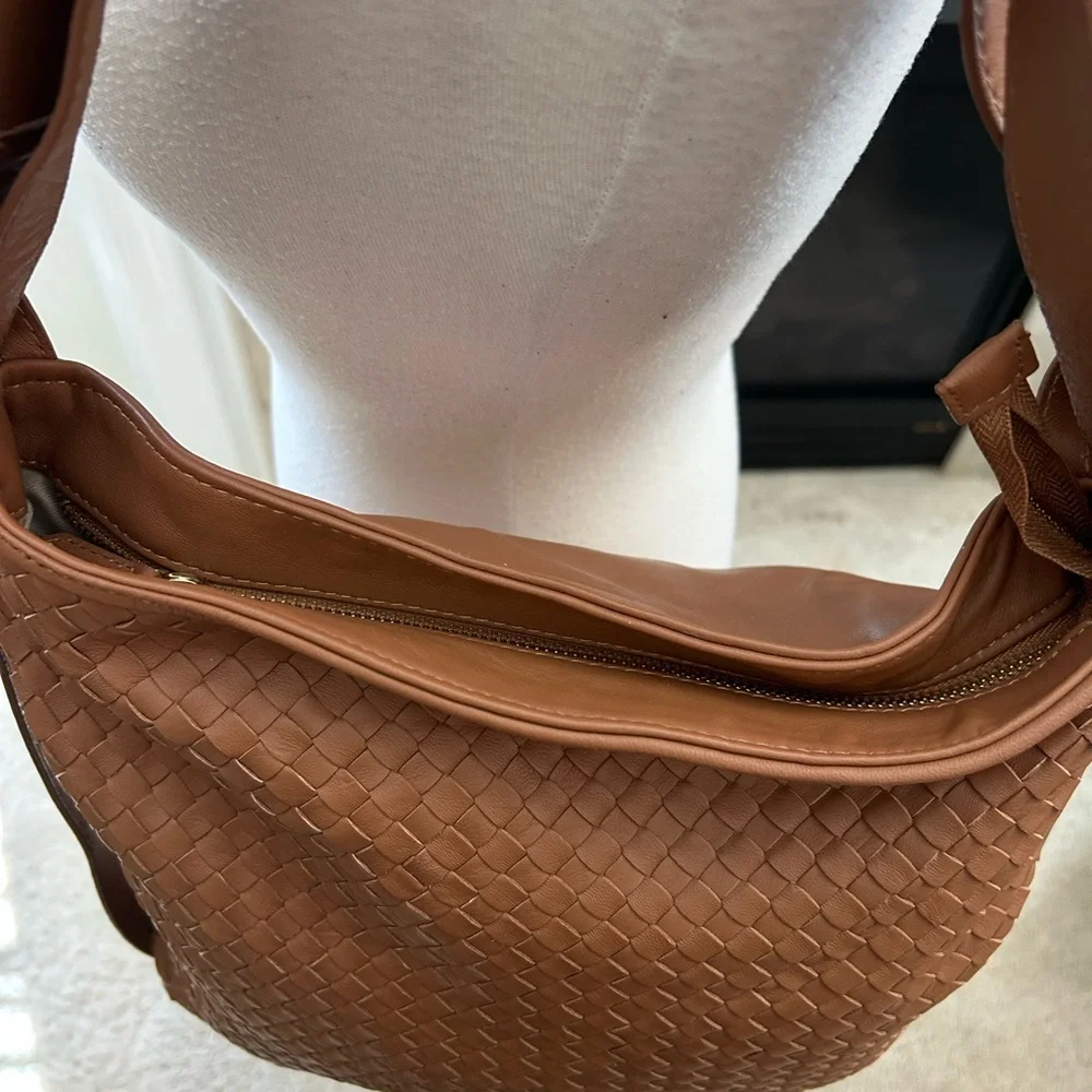 Giorgia Milani Brown Woven Shoulder Bag - Picture 5 of 12
